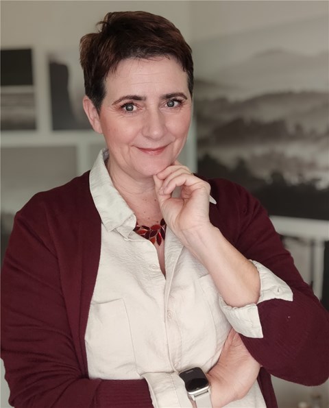 Abbildung der Dozentin Frau Nicole Böldt