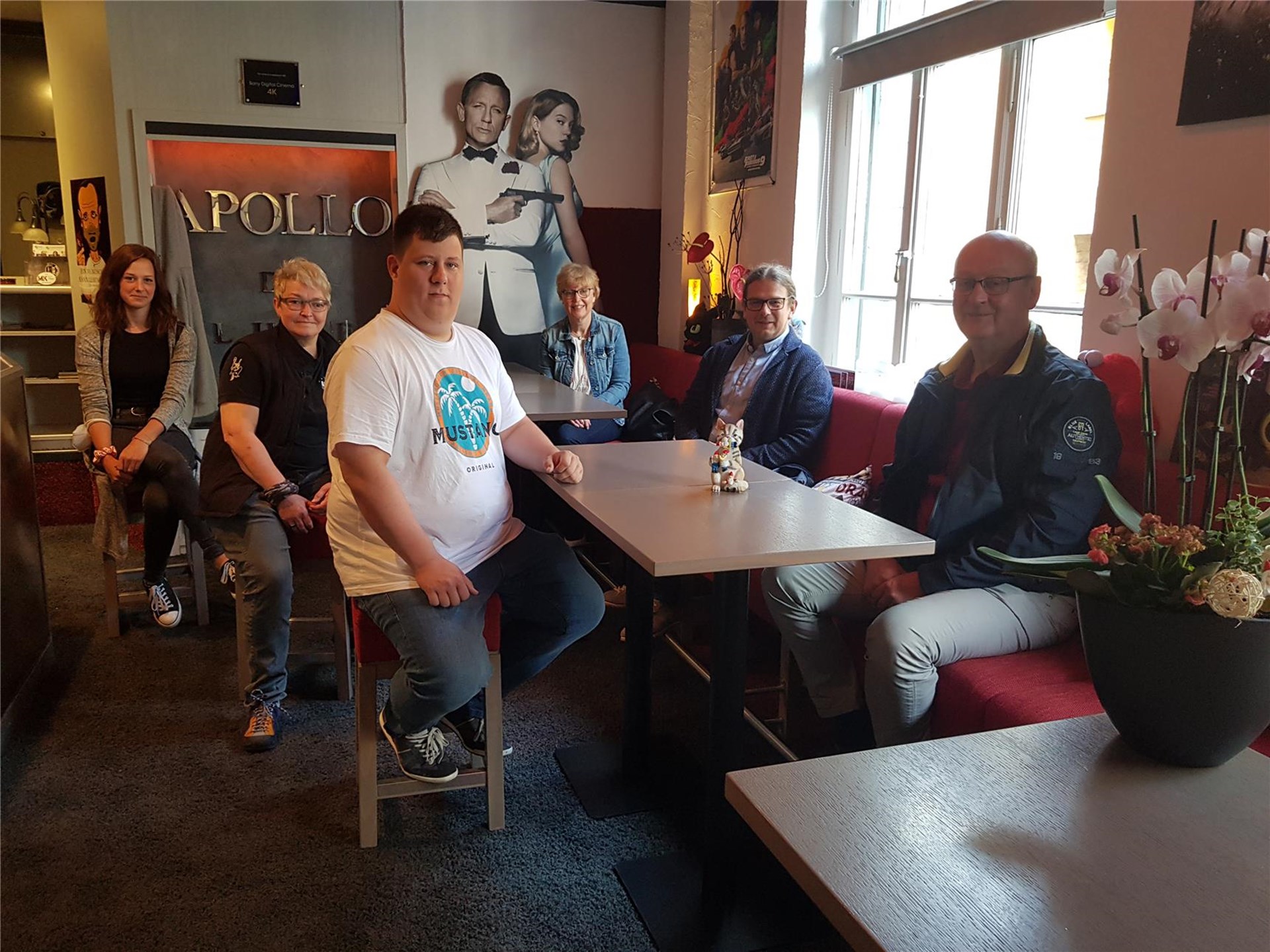 Caritas berät vormittags im Kino mitten in der Stadt Altena
