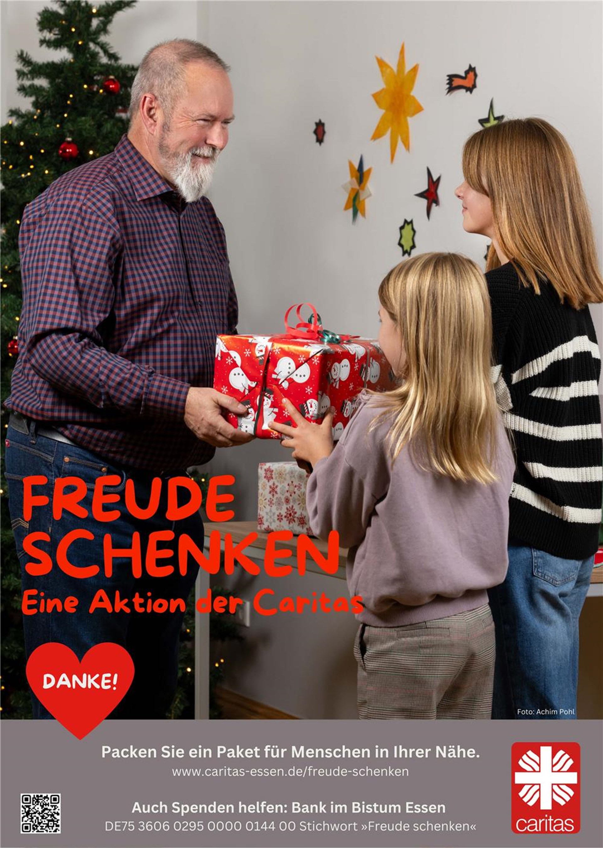 Plakat_Paketübergabe-an-Kinder