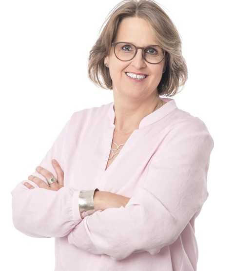 Abbildung der Dozentin Frau Elisabeth Trubel